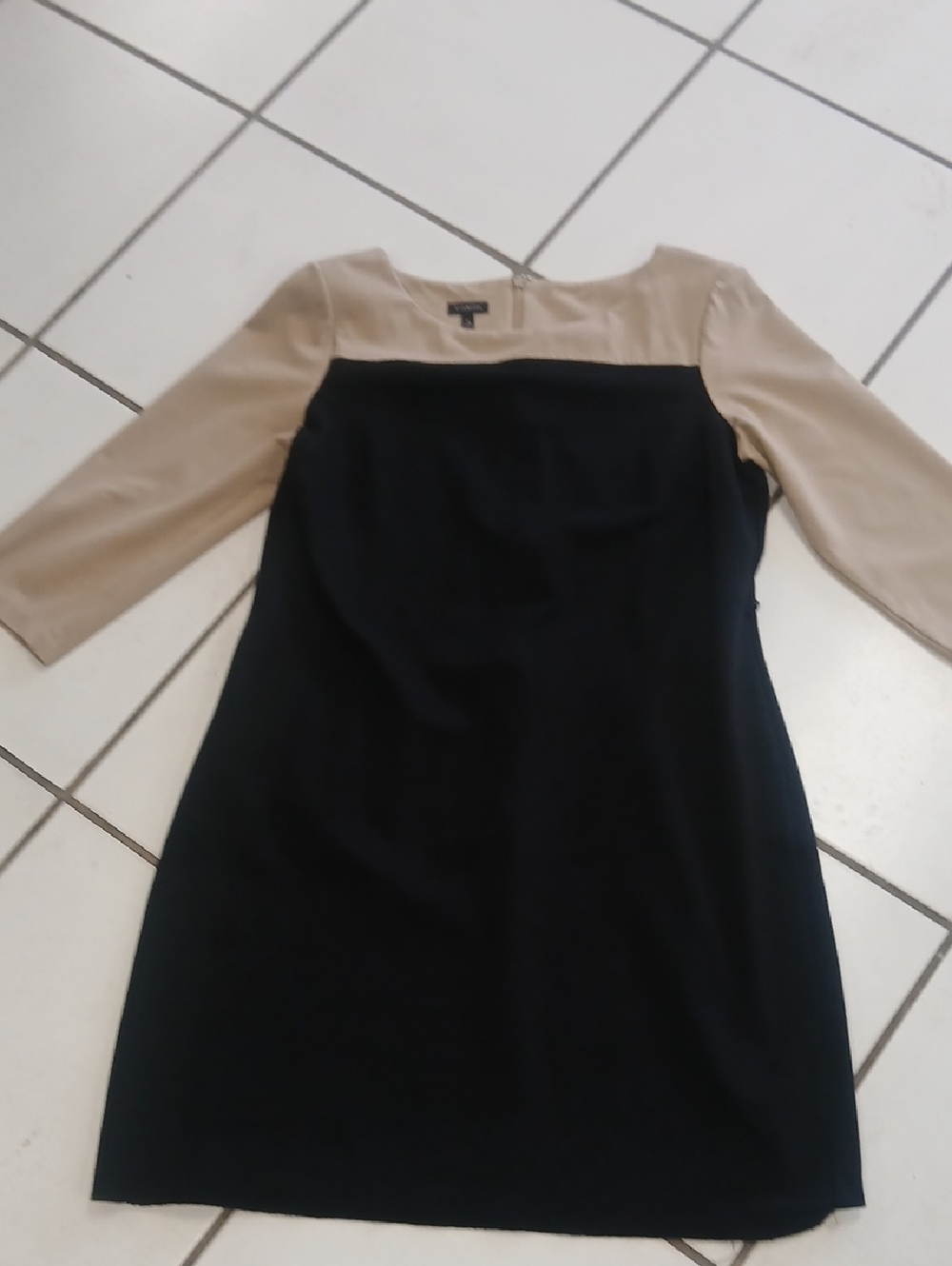 Talbots Black and Beige Colorblock Long-Sleeve Sheath Dress